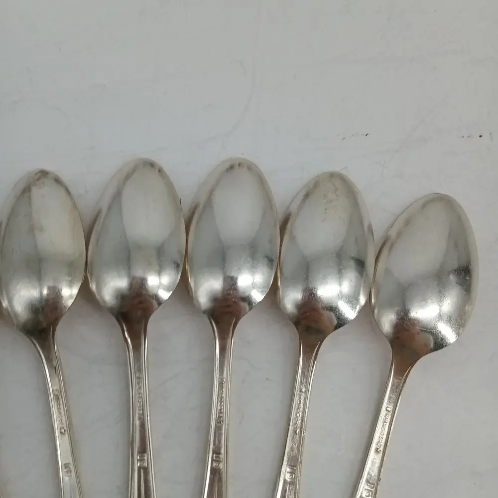 8X Tsp Wm Rogers 1937 Memory Hiawatha Teaspoon Silverplate Flatware